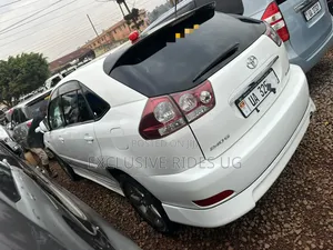 Toyota Harrier 2.4 2010 White