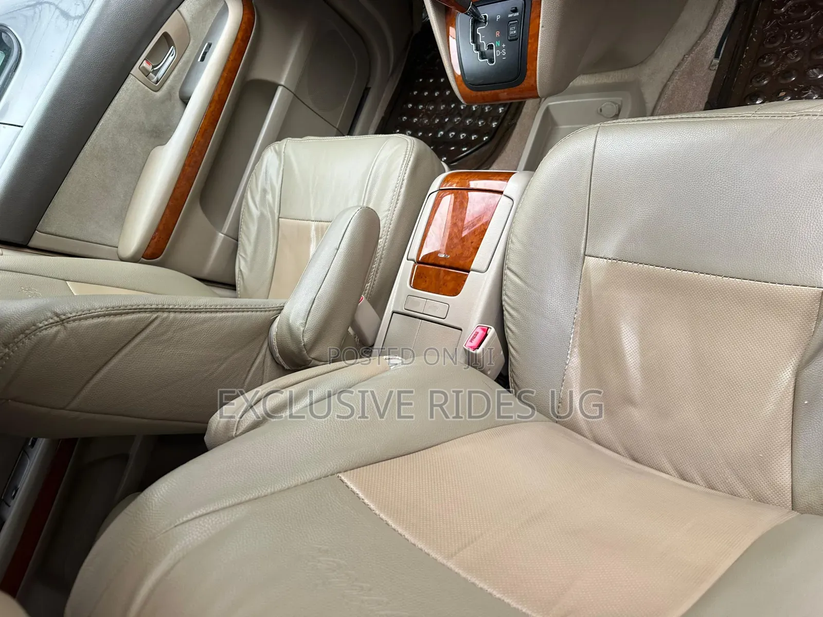 Toyota Harrier 2.4 2010 White