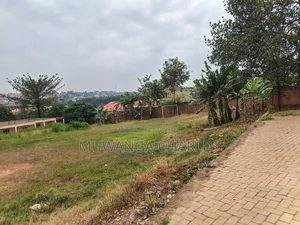 6acres on Quick Sale in Gayaza Masooli