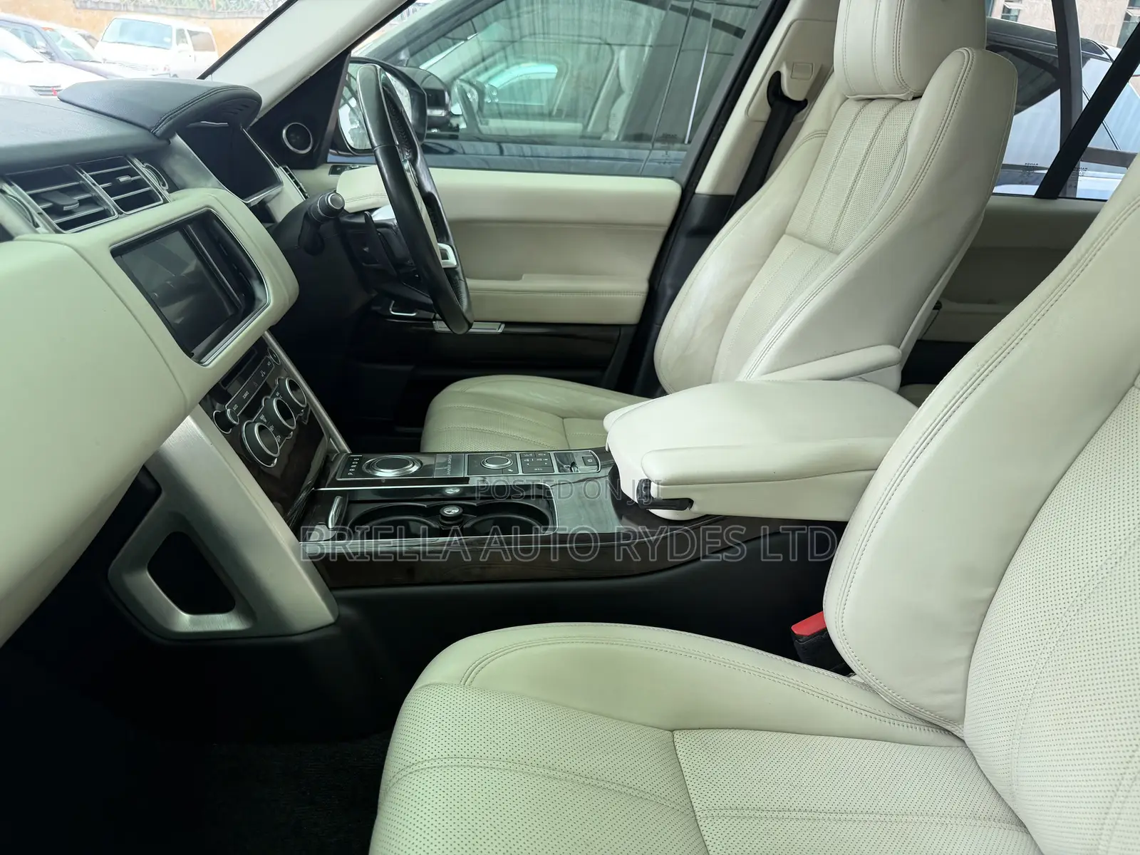 Land Rover Range Rover Vogue 2017 Silver