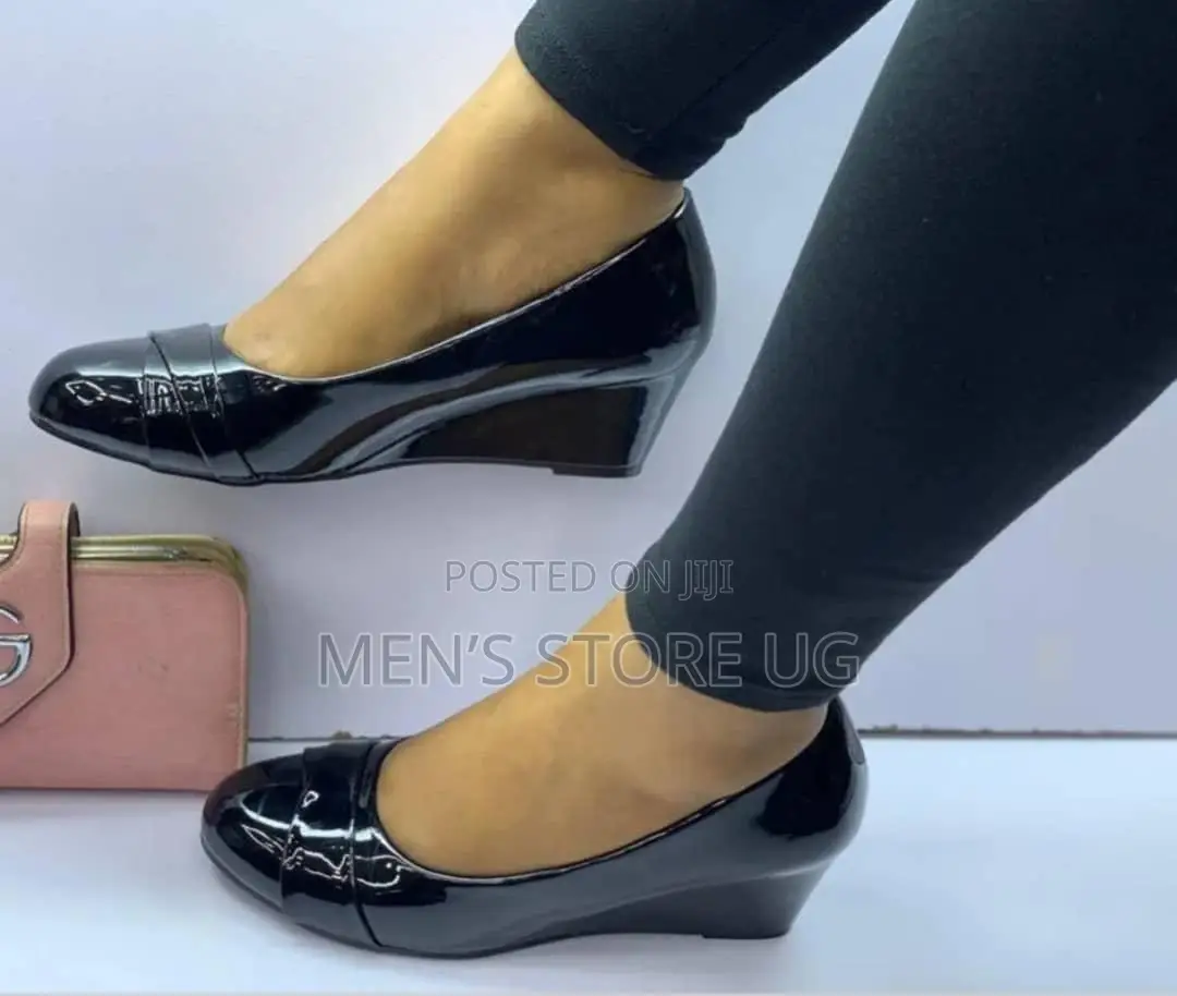 Women’S Classic Genuine Authentic And Durable Office Low Wedge Shoes