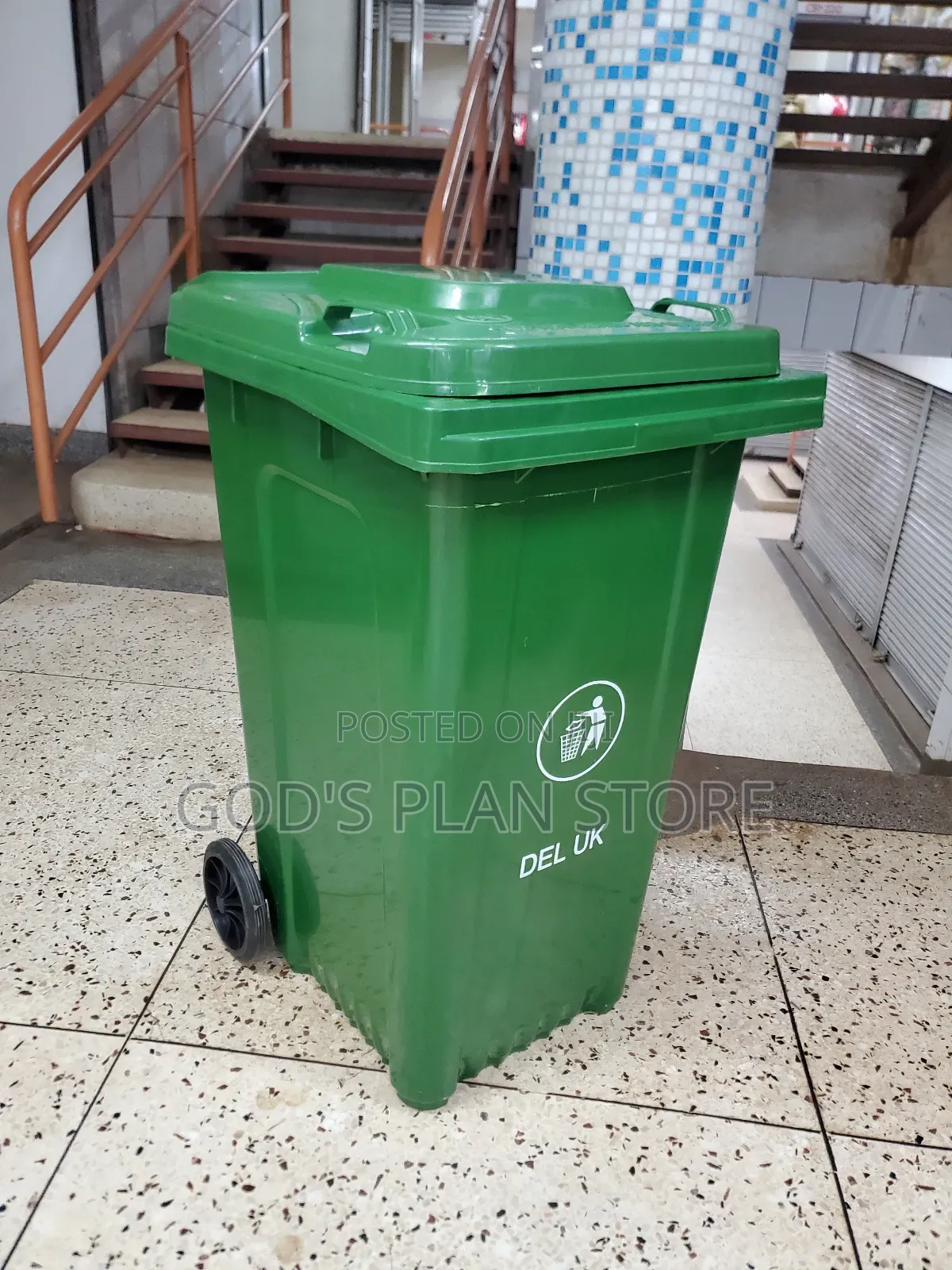 Quality 240litres Plastic Dust Bins Plastic Dust Bin Green Color