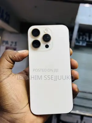 Apple iPhone 16 Pro 256 GB Gold