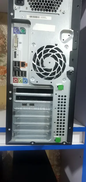 Desktop Computer HP Z210 4GB Intel Core I5 HDD 500GB