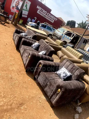 A Five Seater Chester Field With Good Pillows