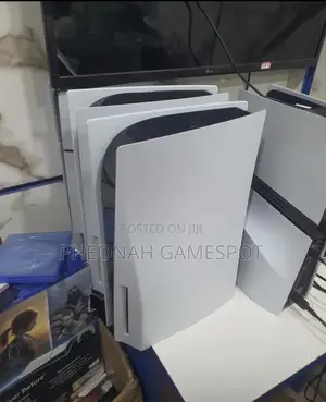 Ps5 Mega Duo, 2 Controllers and 2 Games, Stable Sharp Gameplay.