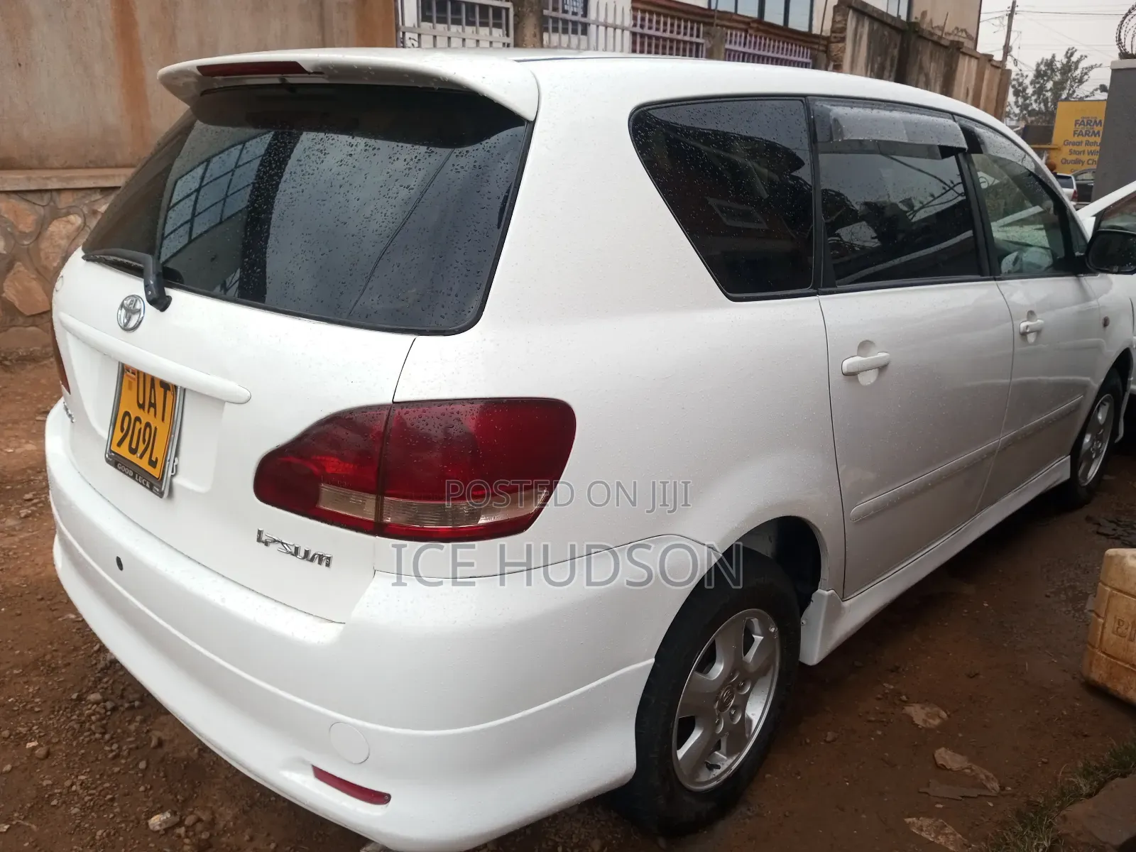 Toyota Ipsum 2005 White