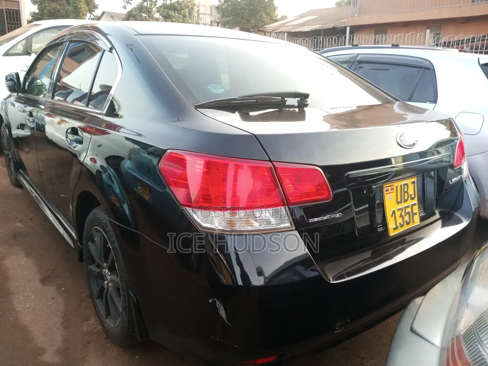 Subaru Legacy 2011 Black