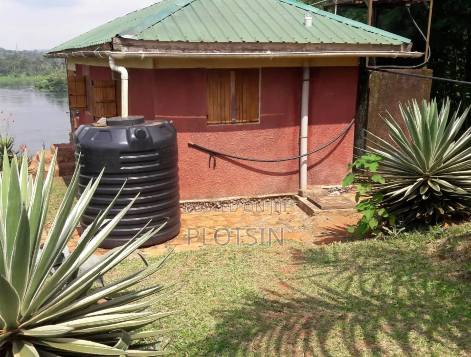 Two Acres With A Holiday Home On The River Nile, Jinja City _ Bujagali