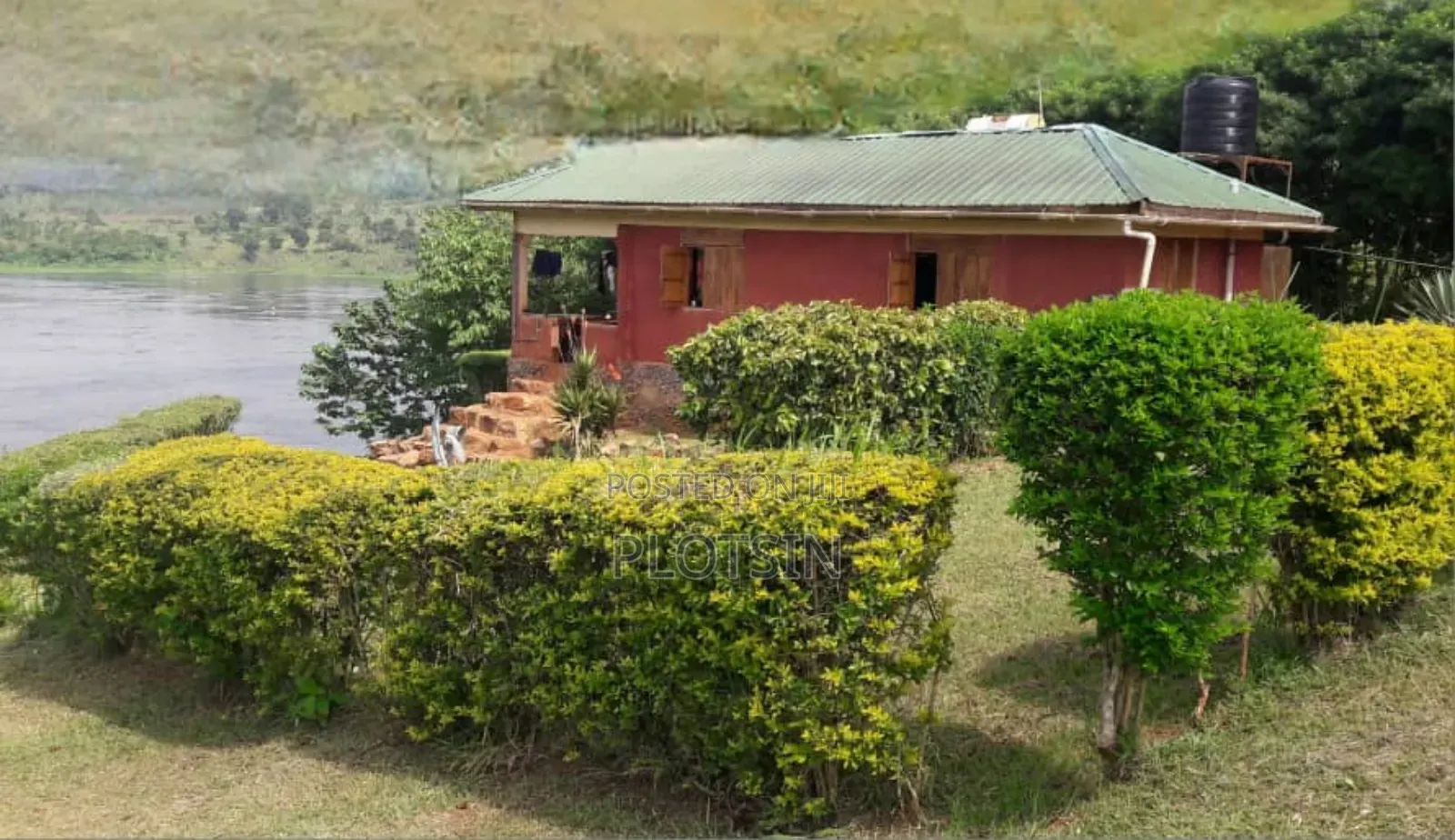 Two Acres With A Holiday Home On The River Nile, Jinja City _ Bujagali