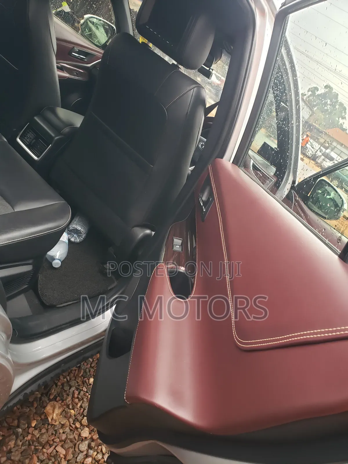 Toyota Harrier 2.0 4WD 2017 Silver