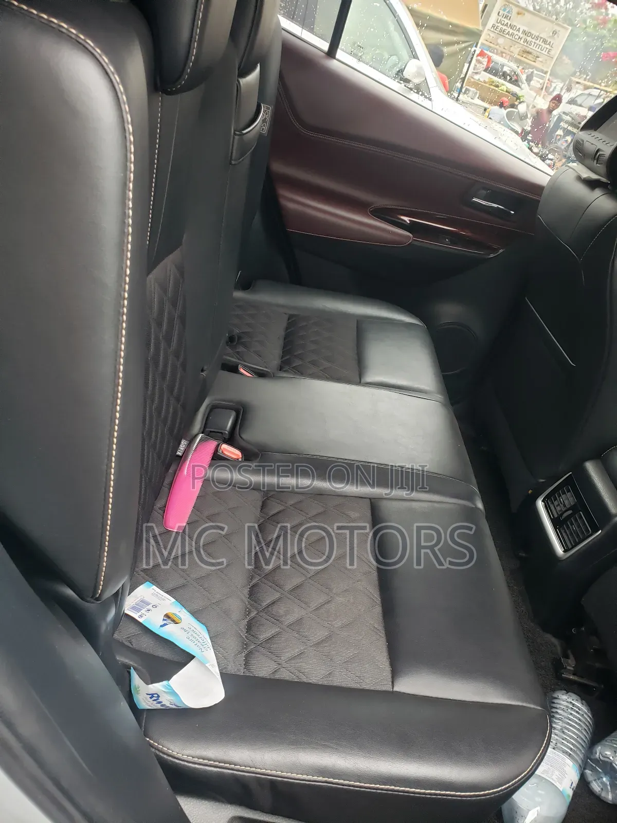Toyota Harrier 2.0 4WD 2017 Silver