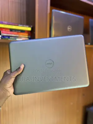 Laptop Dell Latitude 13 3380 4GB Intel Core I5 HDD 500GB