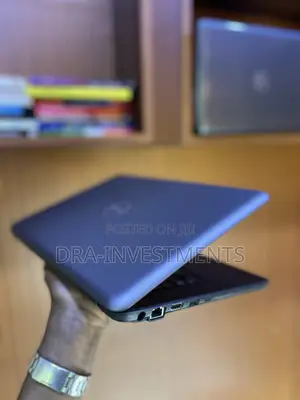 Laptop Dell Latitude 13 3380 4GB Intel Core I5 HDD 500GB