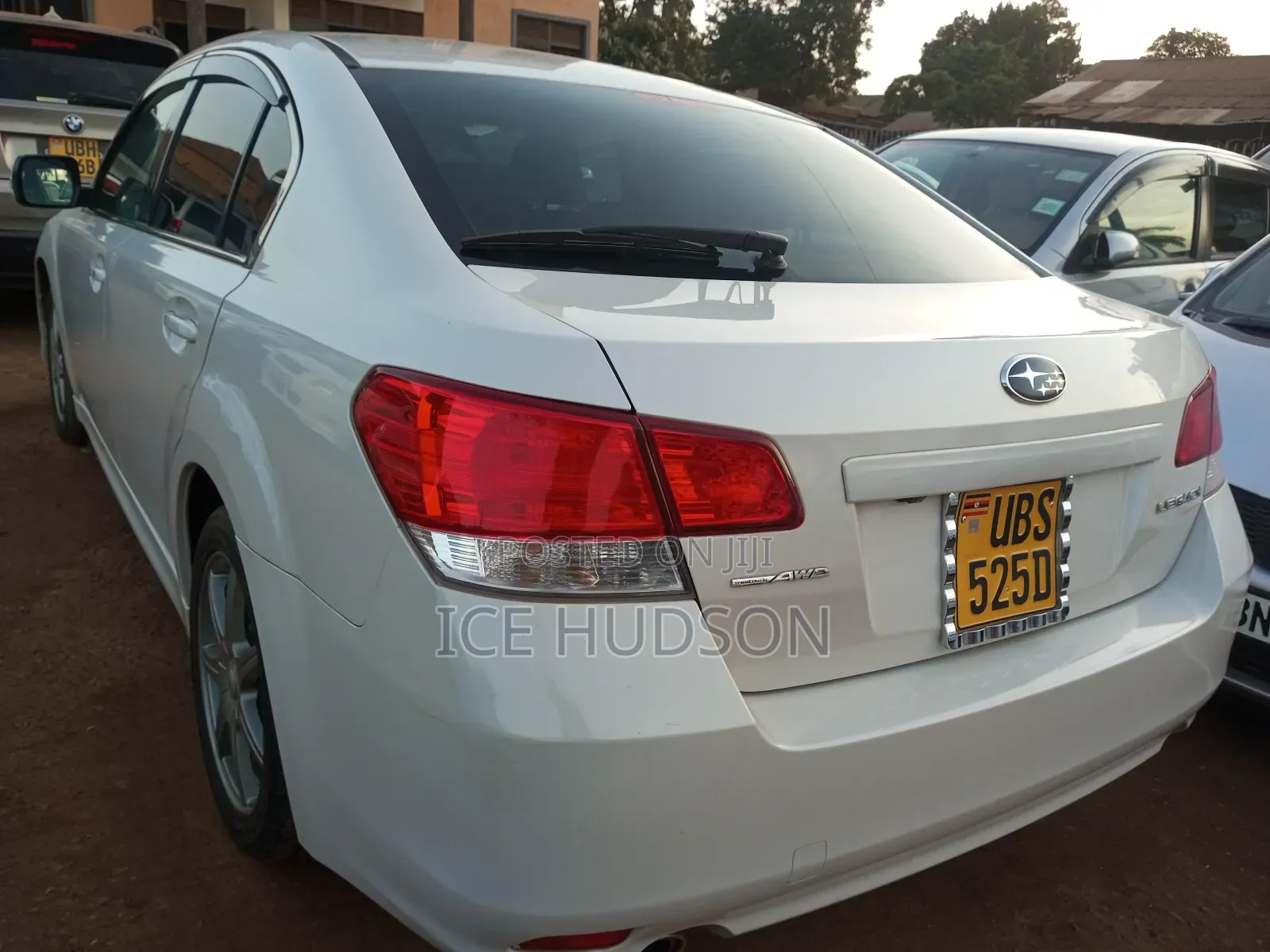 Subaru Legacy 2012 White