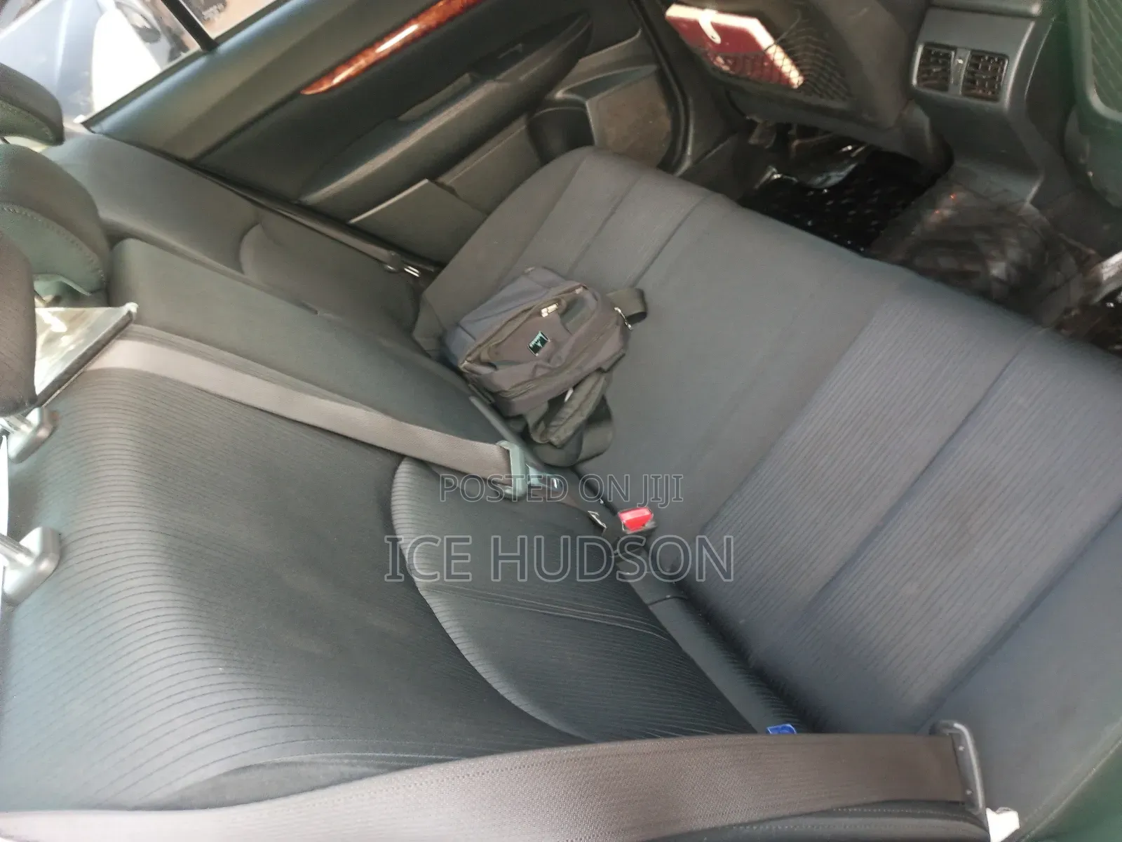 Subaru Legacy 2012 White