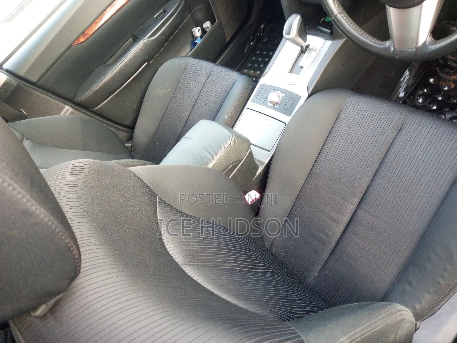 Subaru Legacy 2012 White