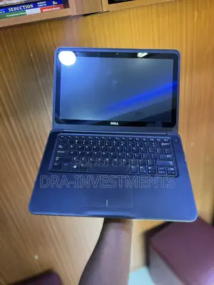 New Laptop Dell Latitude 13 3380 8GB Intel Core I5 SSD 256GB