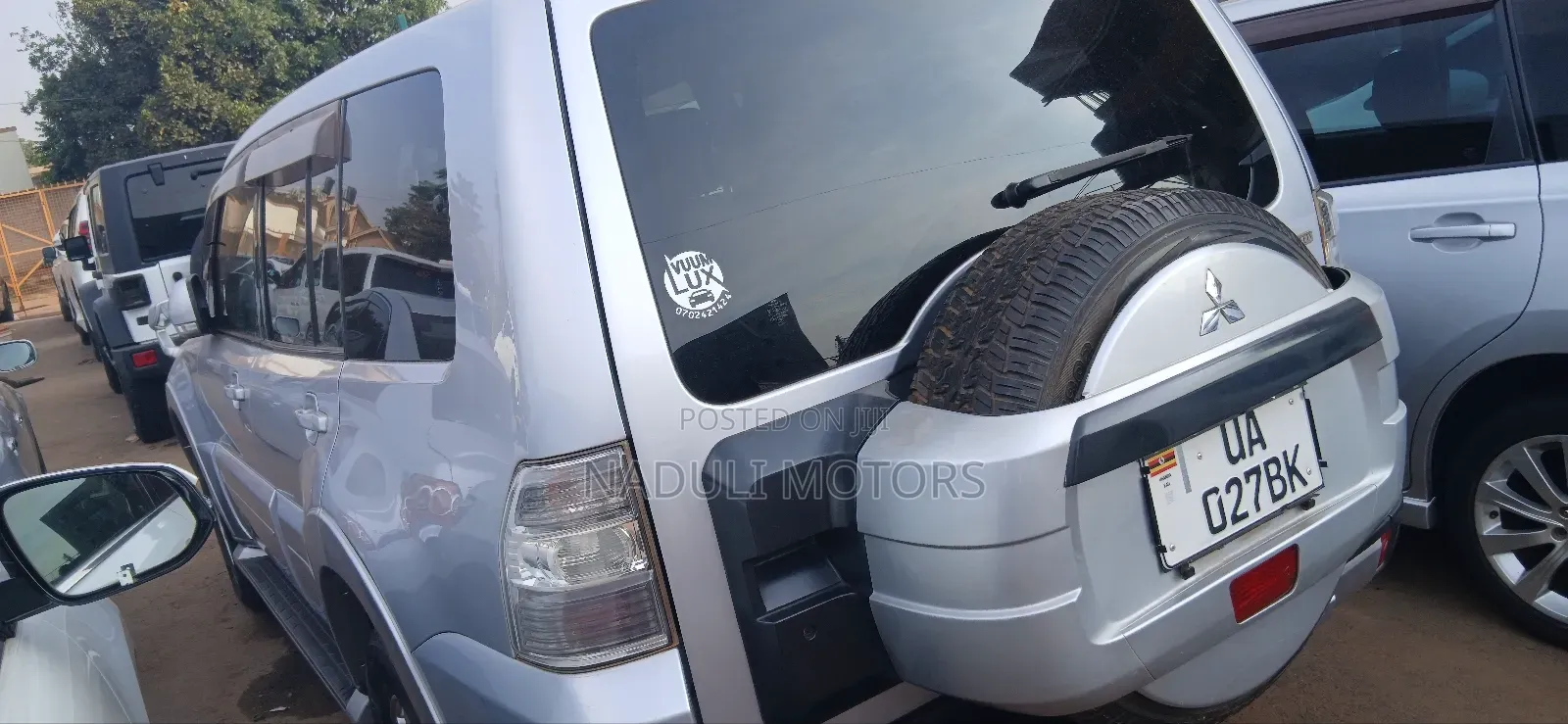 Mitsubishi Pajero 3.0 2011 Silver