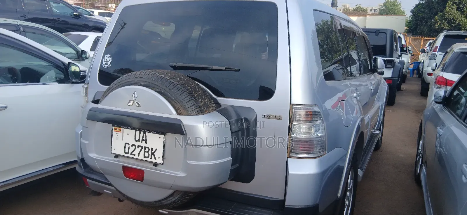 Mitsubishi Pajero 3.0 2011 Silver