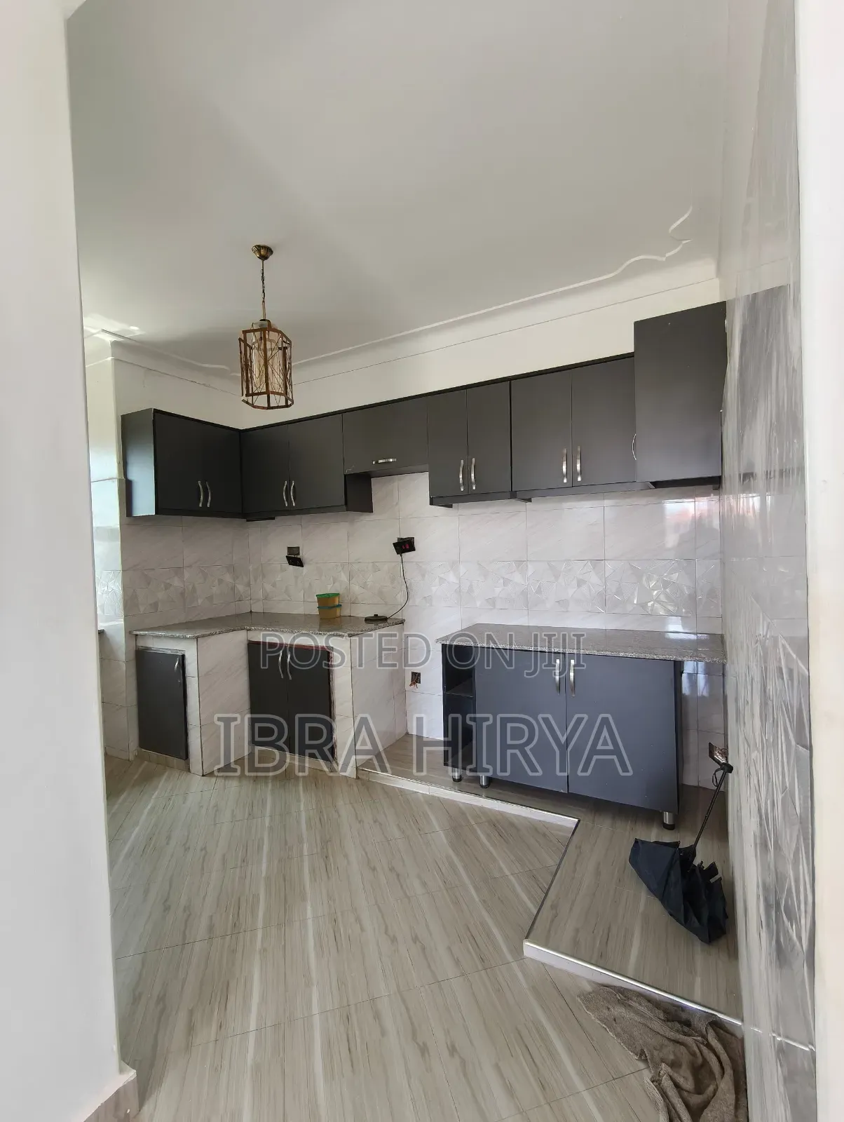 1bdrm Apartment in Central Division for rent