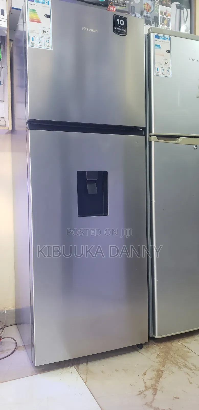 Hisence 419 N4dgn Fridge Freezer