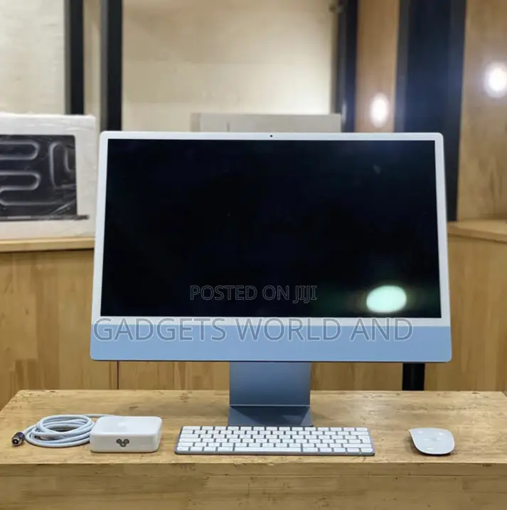 New Desktop Computer Apple iMac M1 16GB Apple M1 SSD 512GB