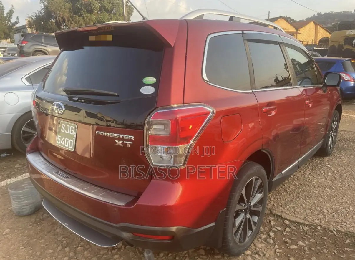 Subaru Forester 2.0XT Premium AWD 2016 Beige