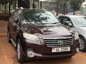 Toyota Vanguard 2010 Maroon