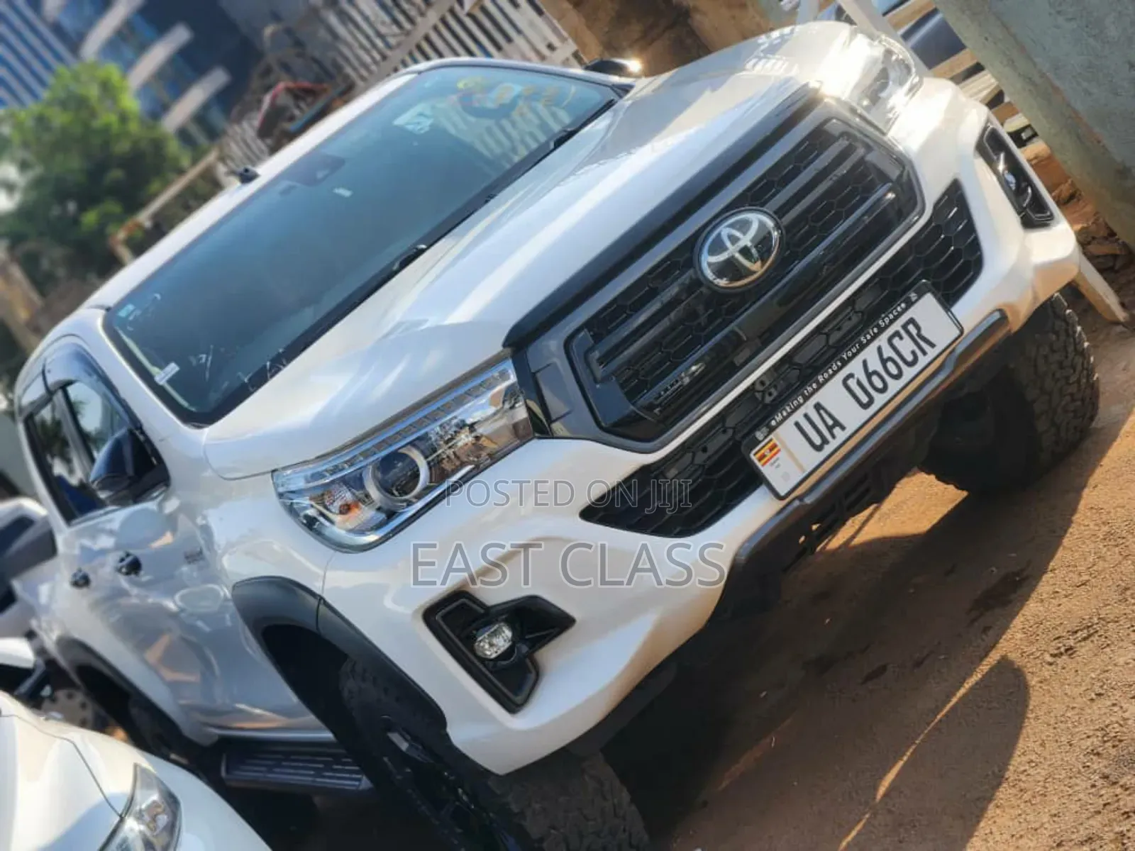Toyota Hilux 2020 White