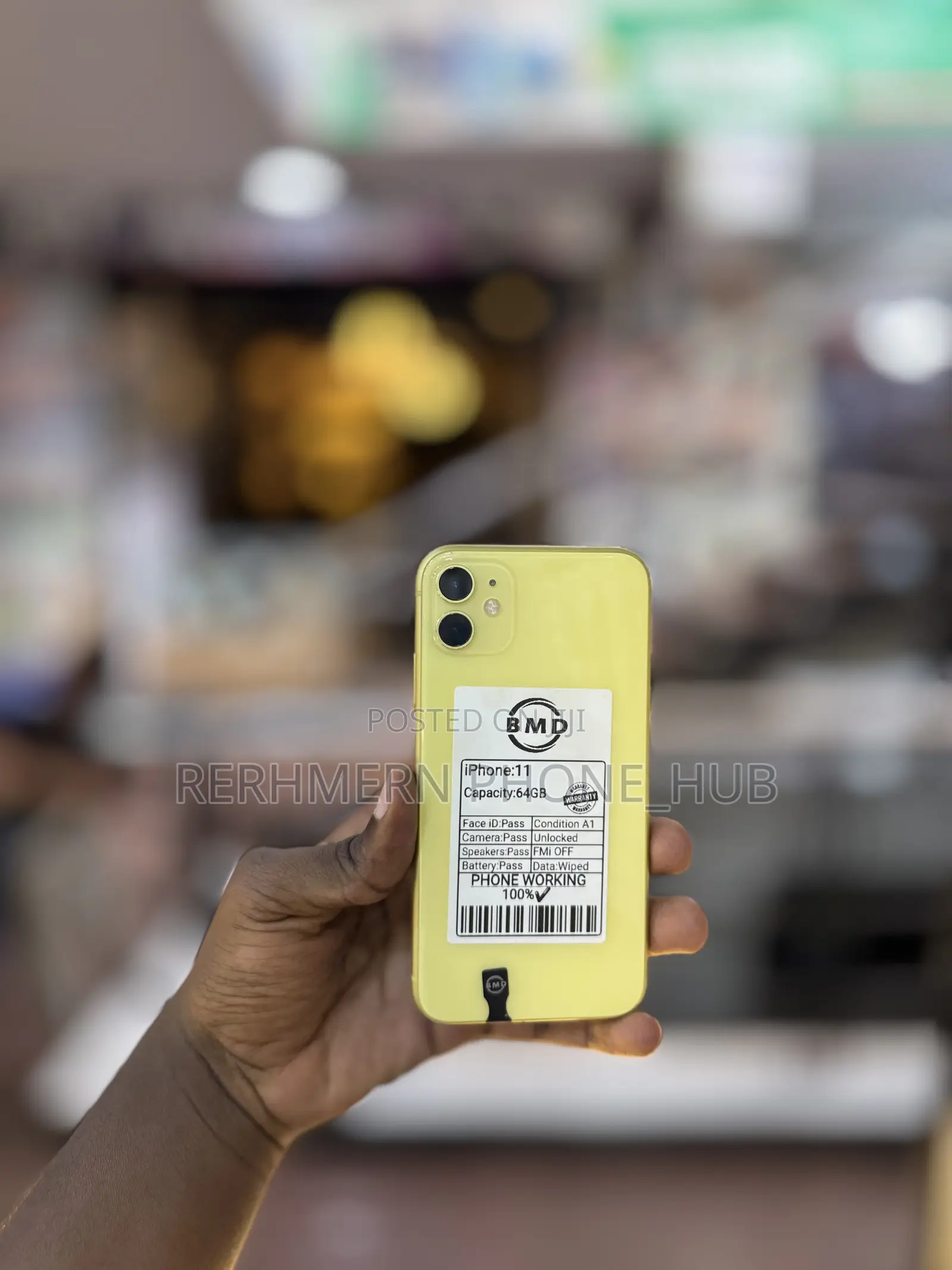 New Apple iPhone 11 64 GB Yellow
