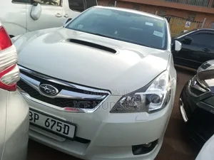Subaru Legacy 2009 White