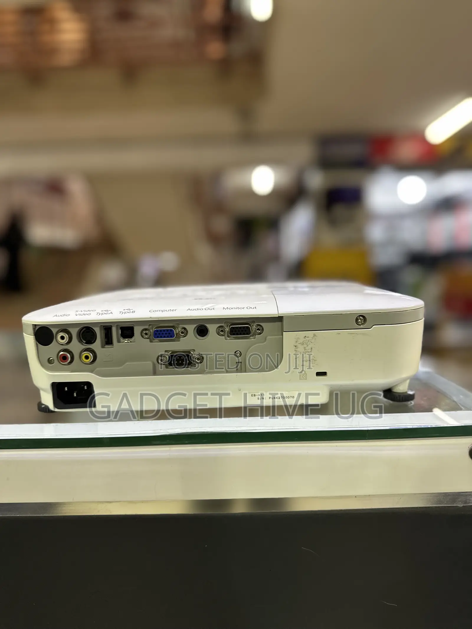 Epson Eb-X11