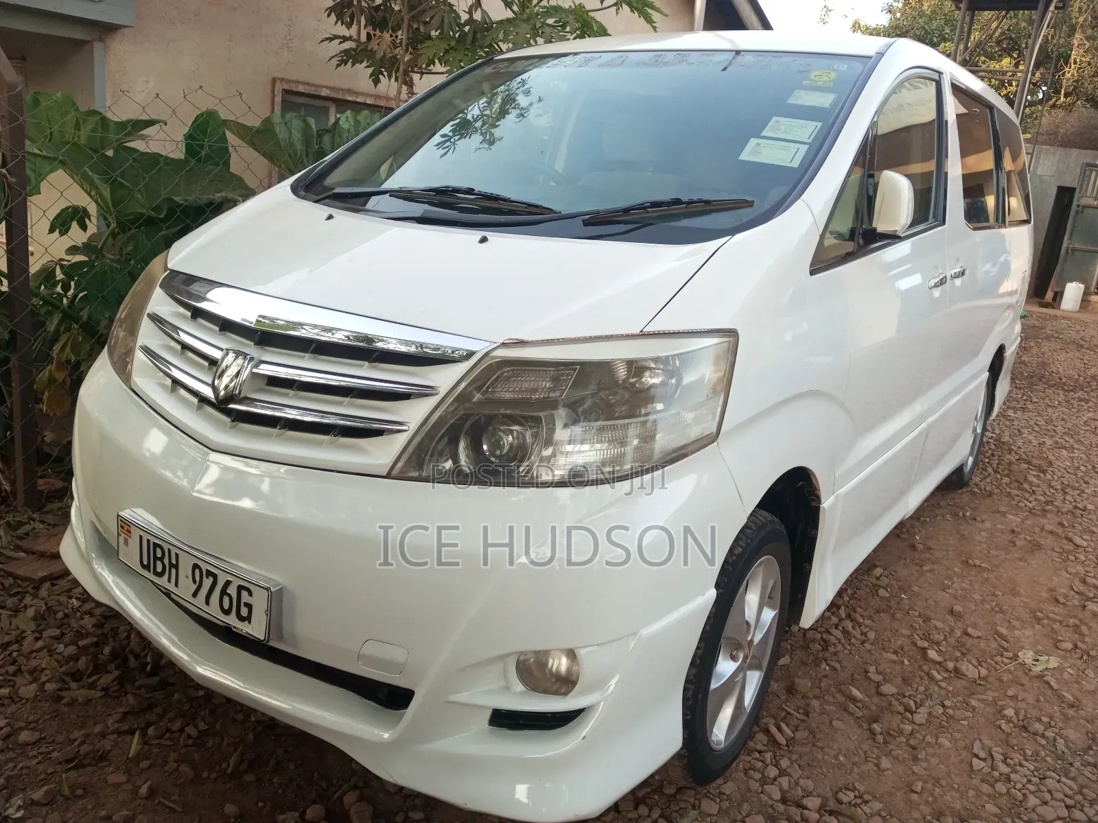 Toyota Alphard 2006 White