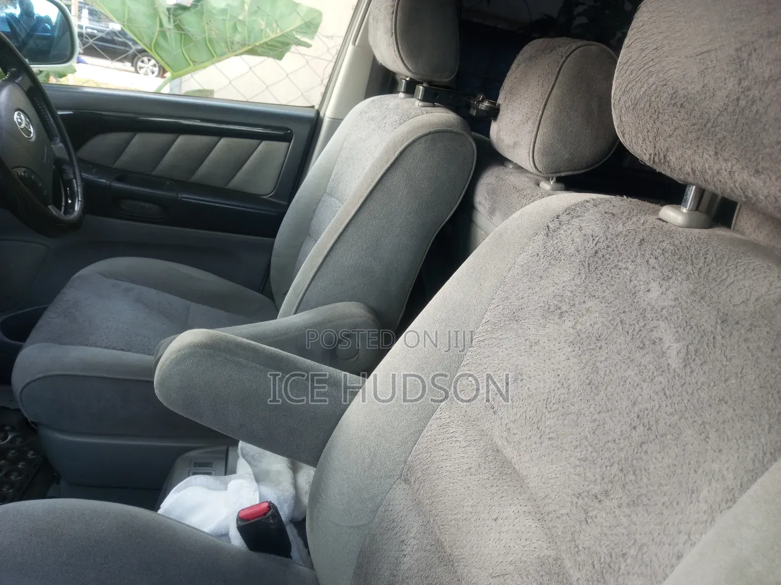 Toyota Alphard 2006 White