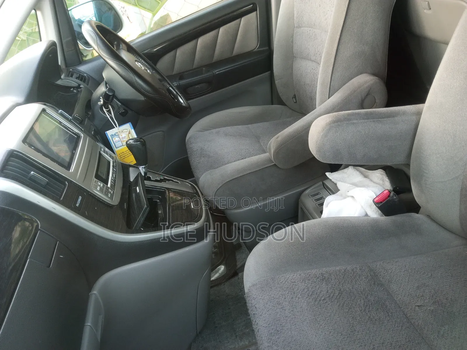 Toyota Alphard 2006 White