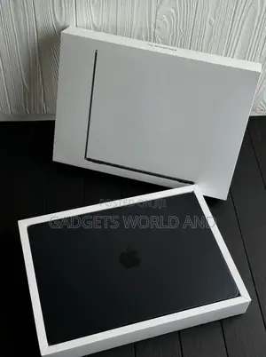 New Laptop Apple MacBook Air 2022 M2 8GB Apple M2 SSD 256GB
