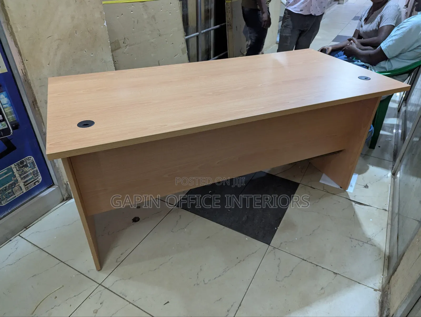 Office Desk With 3 Fixed Drawers Having a Central Lock Key, Like New