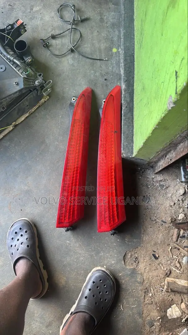 Volvo Xc90 2000-2015 Tail Lights