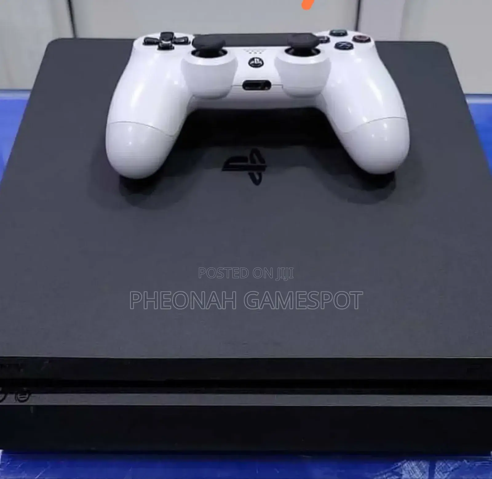 Used Ps4 Slim That Looks Brand New! 11 Games Two Pads