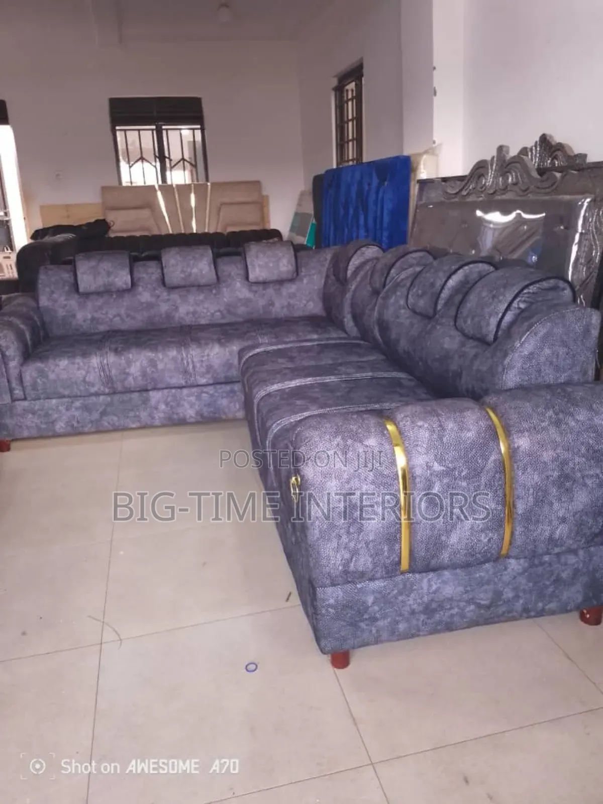 Stunning Gray 6seater L Sofa Set