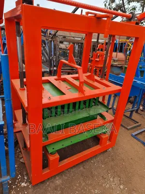 Well Designed Electric Block Machines/10years Warranty/Five Pieces