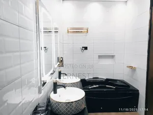 4bdrm Mansion in Kira for sale