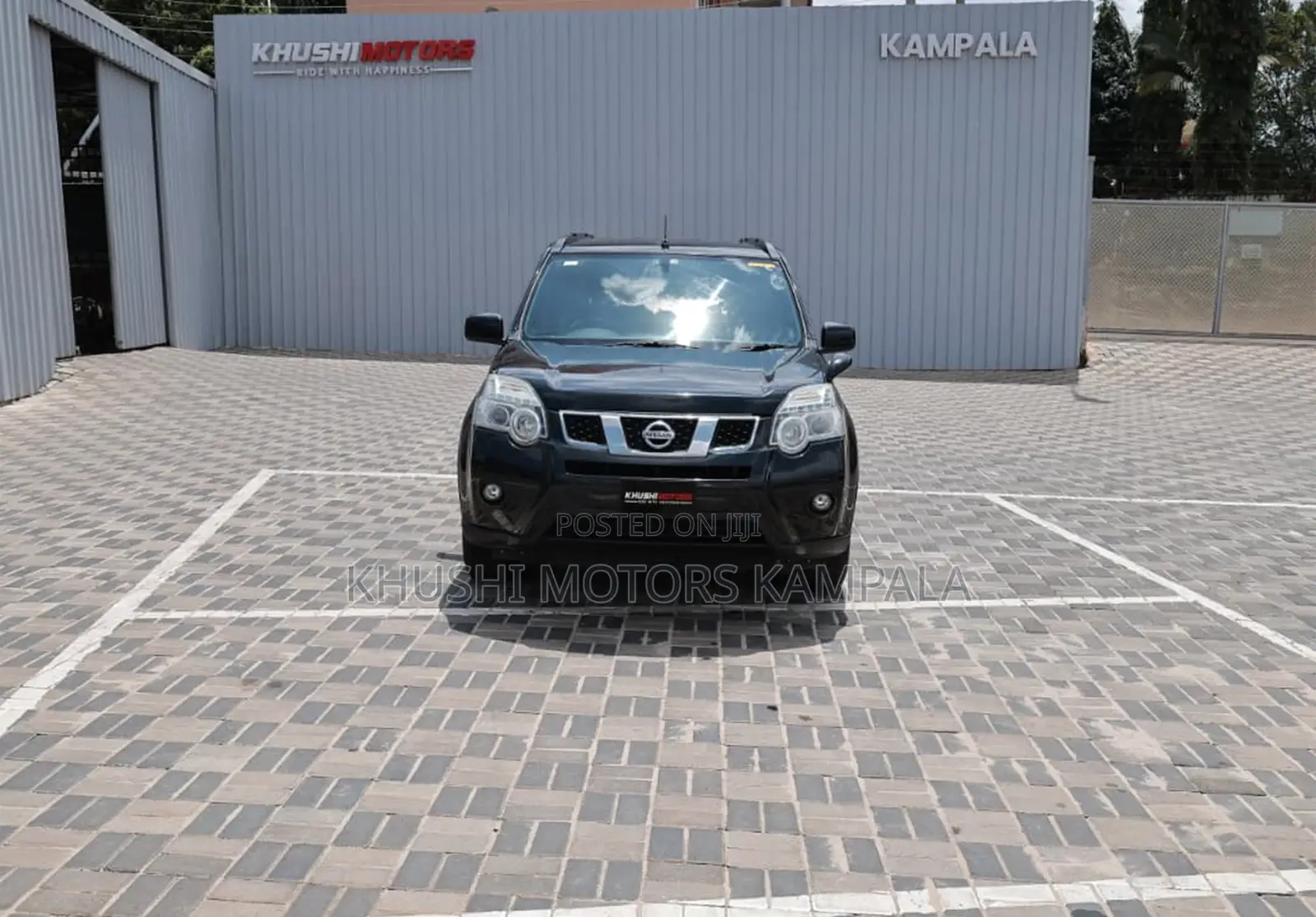 Nissan X-Trail 2012 Black