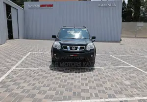 Nissan X-Trail 2012 Black