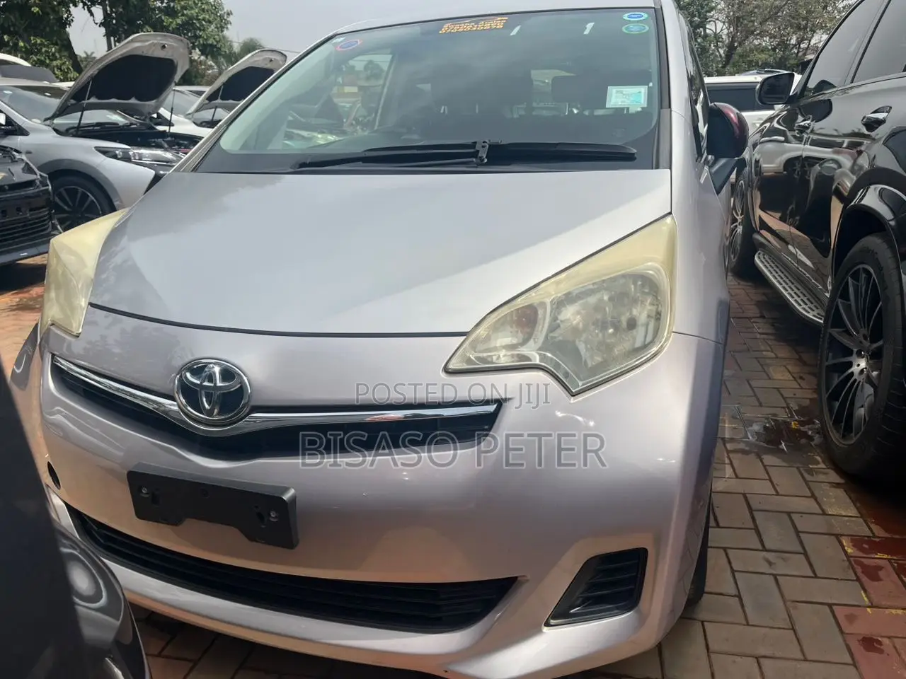 Toyota Ractis 1.5 AWD 2011 Ivory