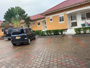 2bdrm Room & Parlour in Kyaliwajjala, Central Division for sale