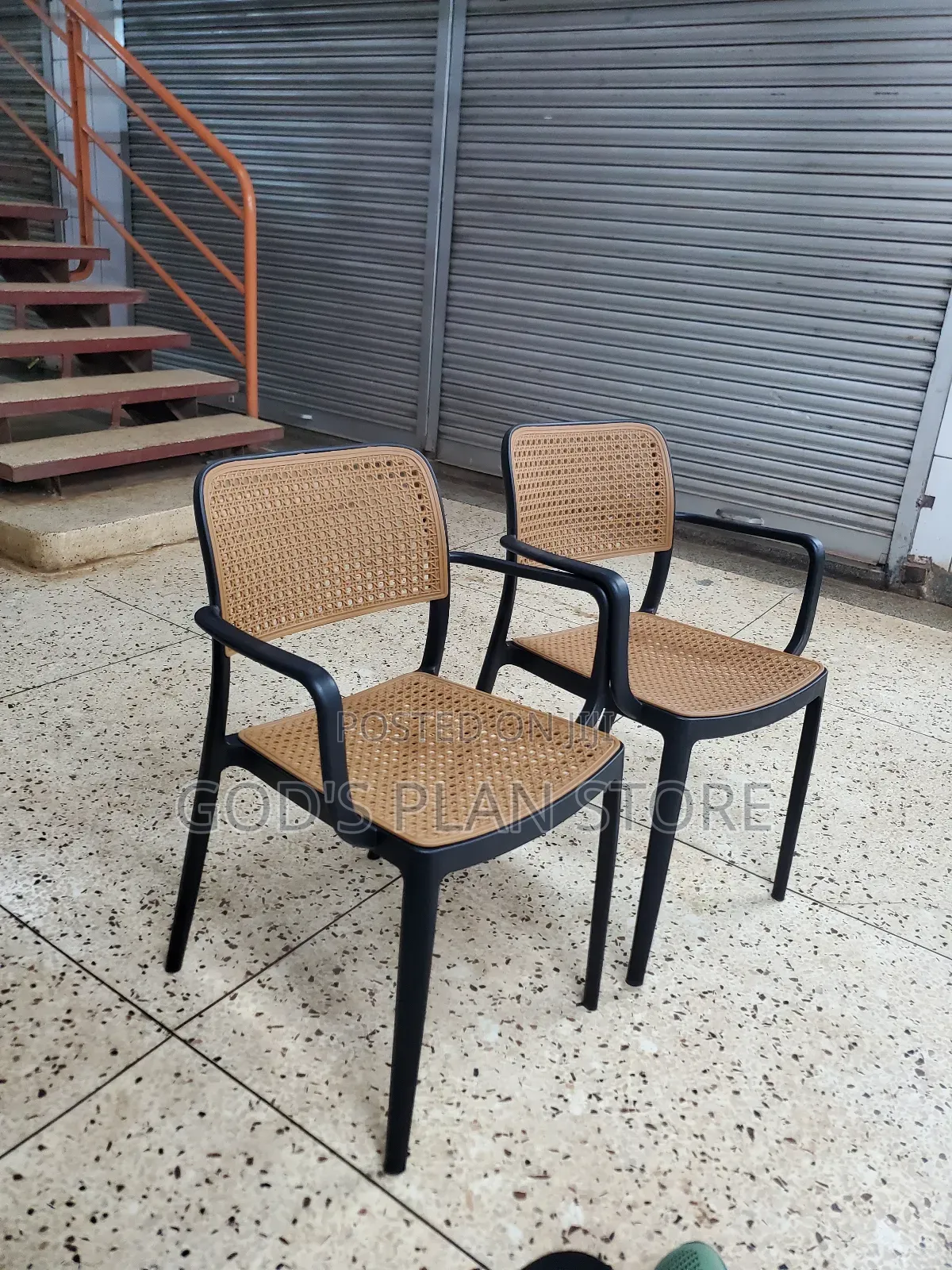 Exemplary Plastic Chairs Plastic Chairs