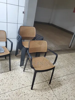 Center Plastic Chairs Center Plastic Chairs