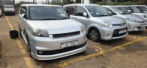 Toyota Corolla Rumion 2011 Silver